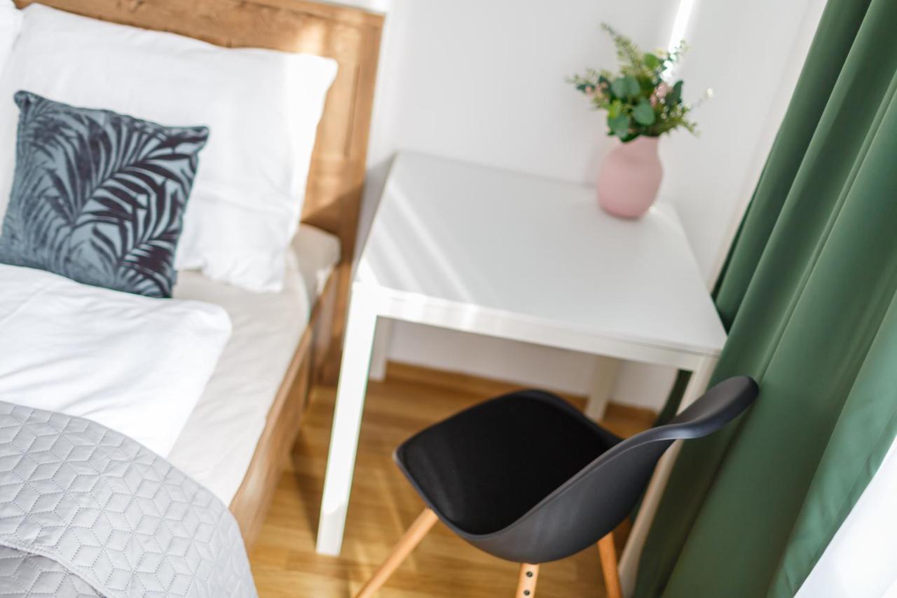 Golden Apartments Rezidence Nová Karolina Ostrava Esterno foto