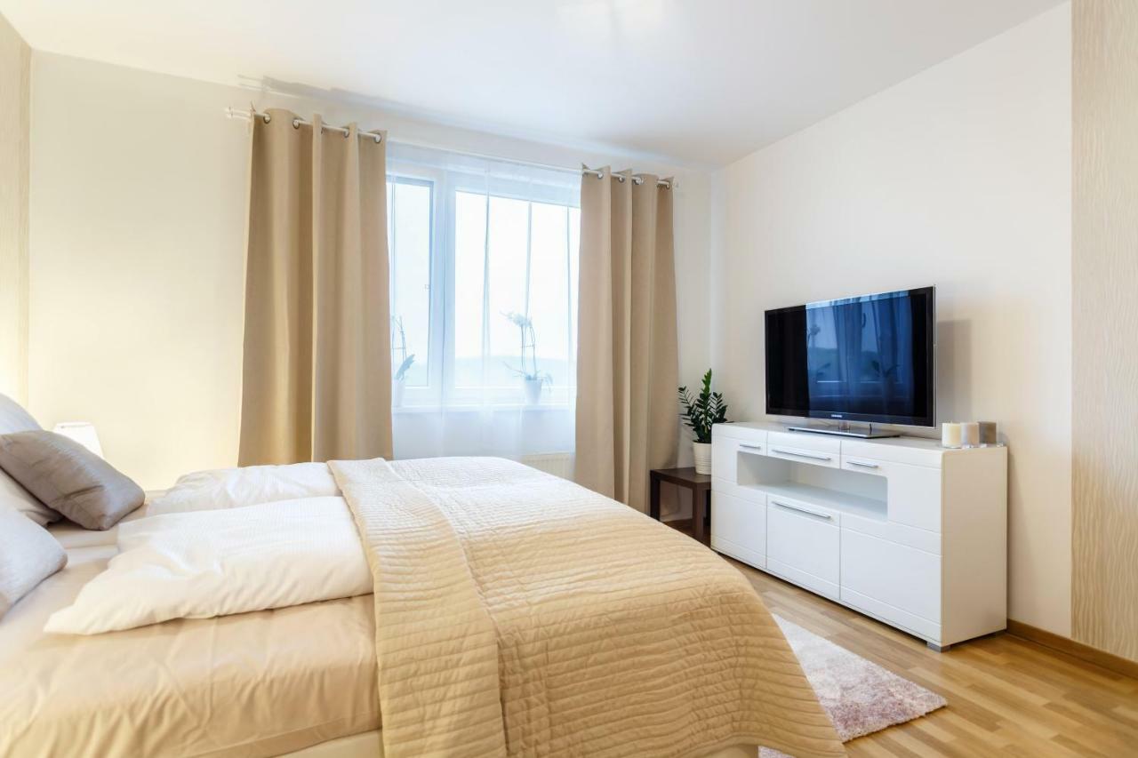 Golden Apartments Rezidence Nová Karolina Ostrava Esterno foto