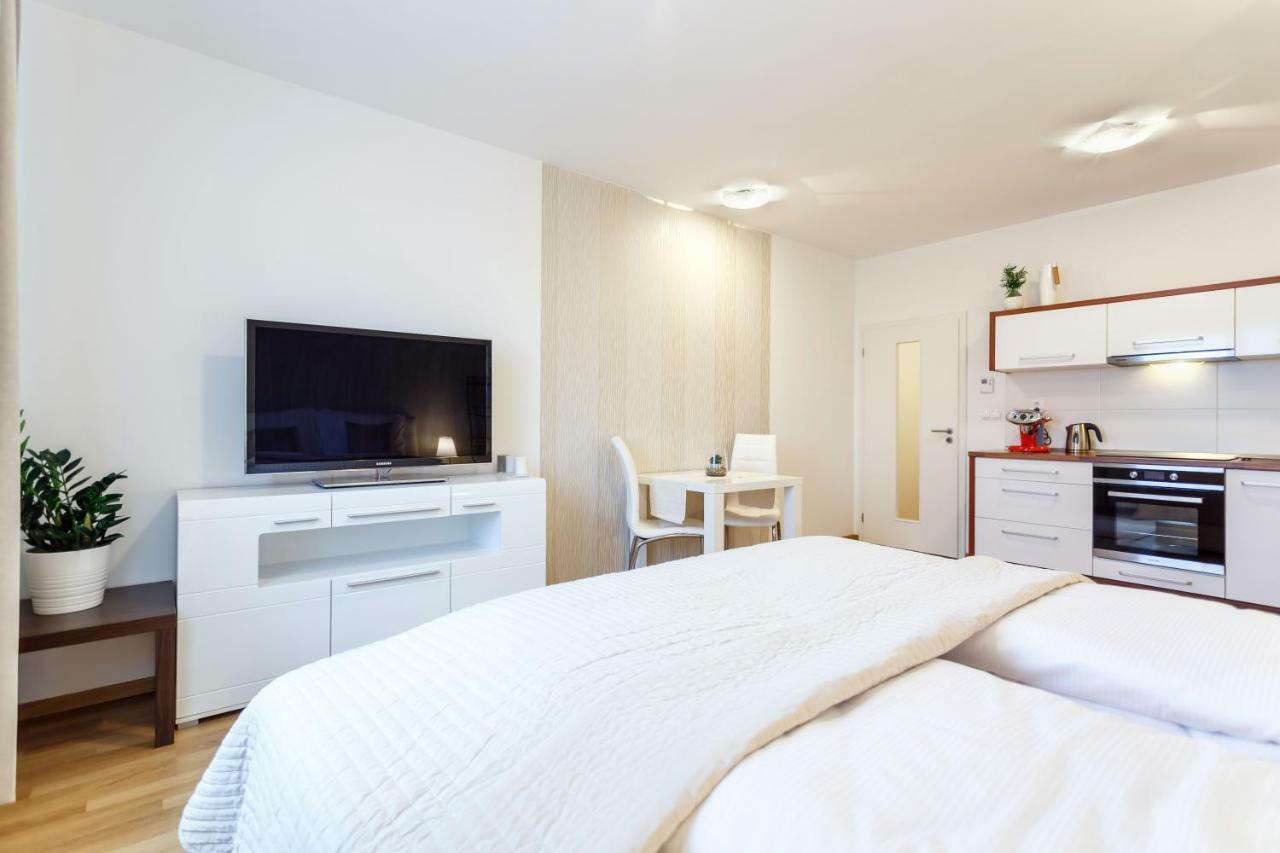 Golden Apartments Rezidence Nová Karolina Ostrava Esterno foto
